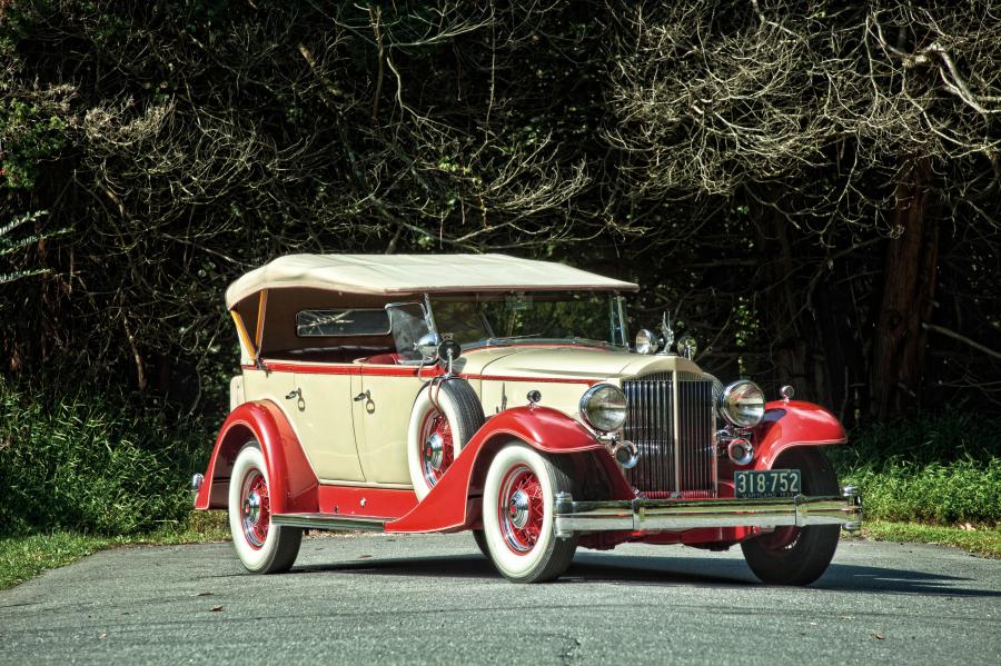  Packard Super Eight Model 1004 5-7-Passenger Touring 1933 года  (фото 1 из 24)